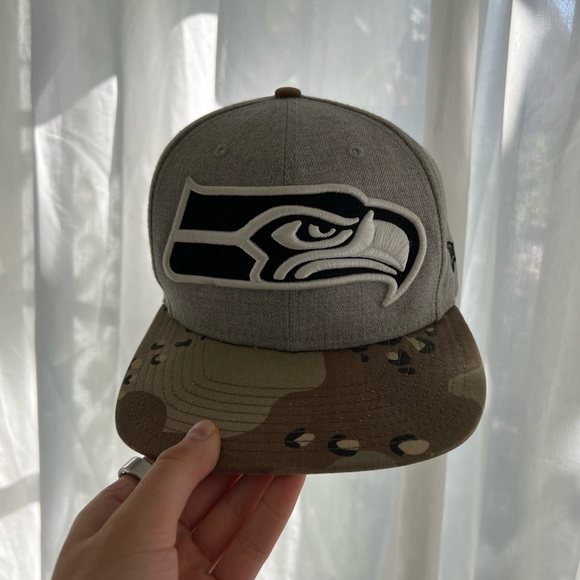 NFL Seahawks SnapBack Cap - Picture 1 of 4